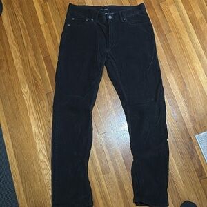 Banana Republic Pima cotton, men’s 32x32 courdoroy jeans. Like new!